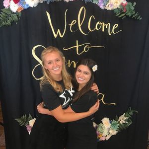 Meet your Posher, Laura